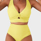 Texturiertes Bikini-Set mit Knotendetail und High-Waist-Schnitt