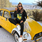 Stylischer Zweiteiler: bedruckter Hoodie und Hose