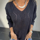 Wendbarer Pullover mit V-Ausschnitt und Hohlmuster